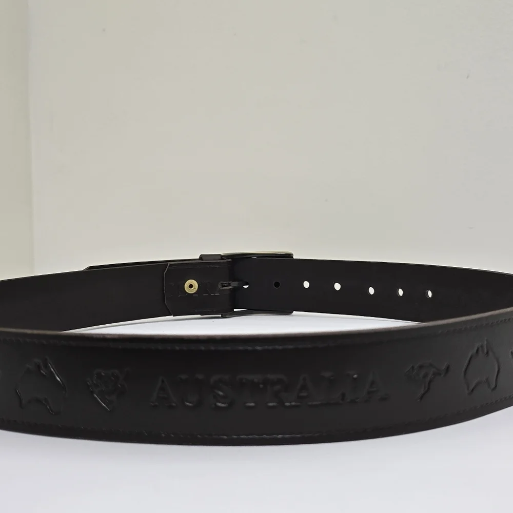 AUSTRALIA‎ belt size 36 Leather Brown Embossed Kangaroo Map Symbols Gold Buckle